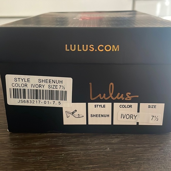 Ivory Block Heel - Picture 7 of 8